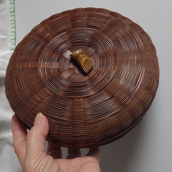 Vintage Other - Vintage Woven Sewing Basket